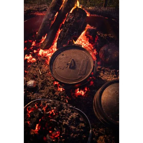 Campfire Pre Seasoned Cast Iron Camp Oven 9 Quart 10 Campfire Pre Seasoned Cast Iron Camp Oven 9 Quart - Image 10