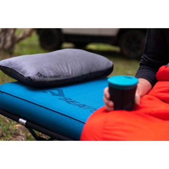 Sea To Summit Comfort Deluxe Rectangular Reg Wide Self-Inflating Mat 7 Sea To Summit Comfort Deluxe Rectangular Reg Wide Self-Inflating Mat - Image 7