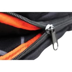 Darche Cold Mountain 1100 Sleeping Bag -Outdoor Enjoyment Store BCF 639487 02 hi res